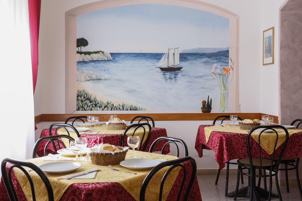 Hotel Susanna Rimini Exterior photo